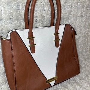 🥂 Steve Madden Handbag 🥂